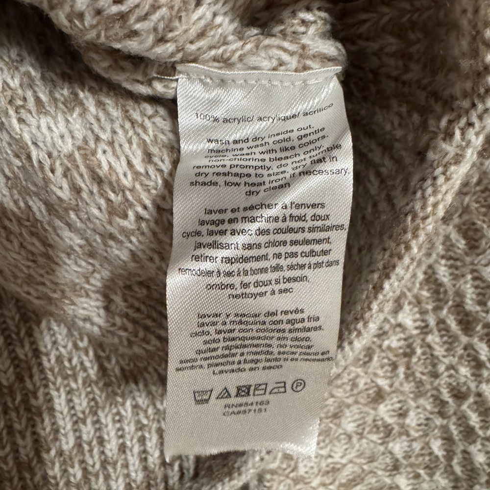 Knit Beige Turtleneck Sweater - Picture 5 of 5